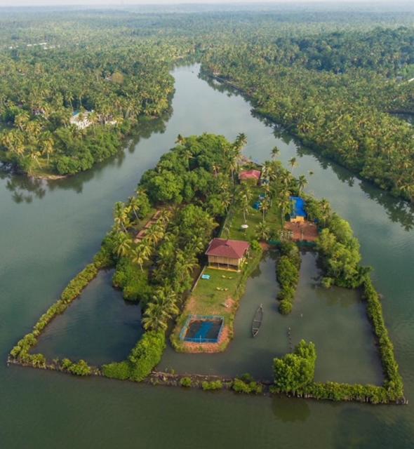Vinis Farm - A Private Island Stay -Privacy Redefined !!! Mundrothuruth Экстерьер фото